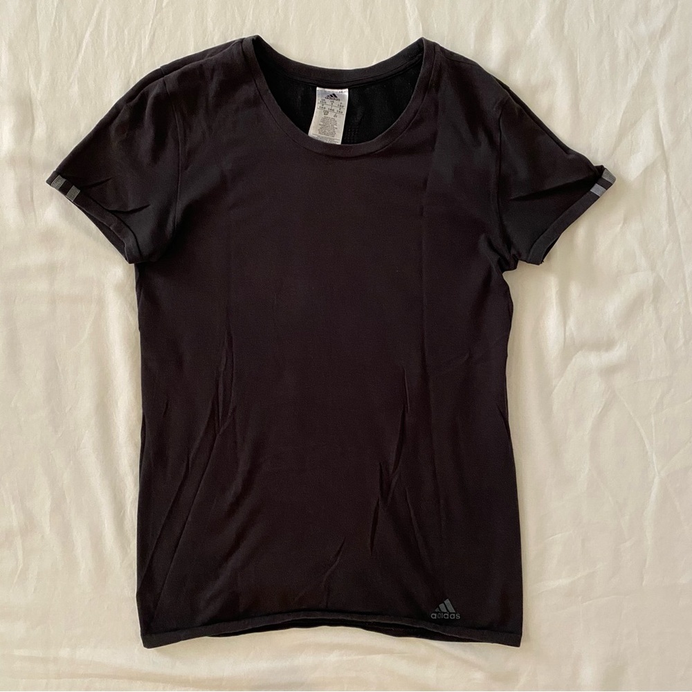 adidas short sleeve shirt black size small